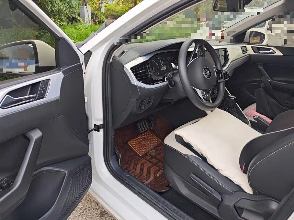 Volkswagen Polo — миниатюра 12