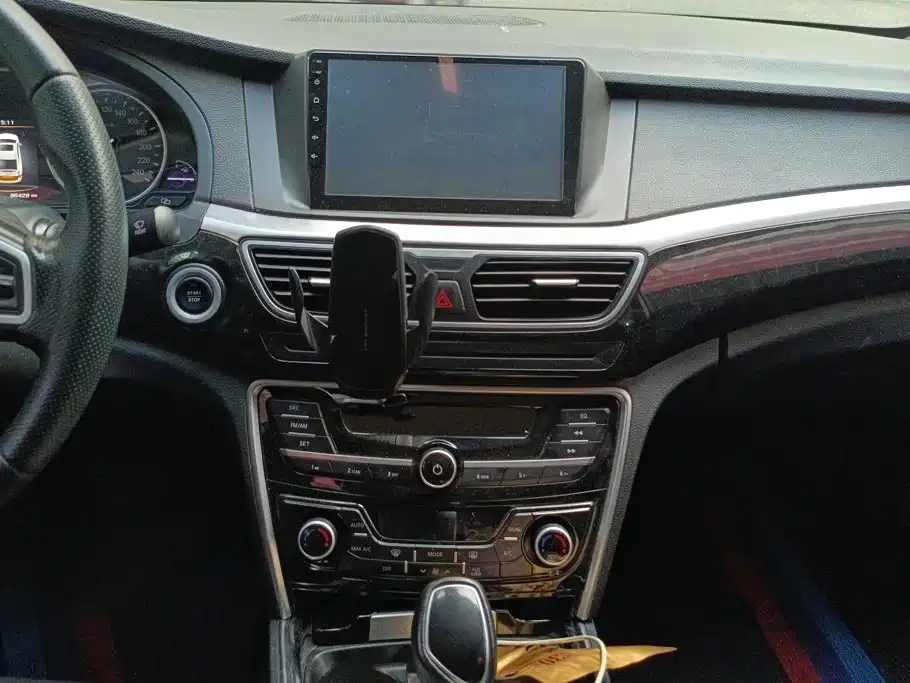 Geely Borui — миниатюра 13