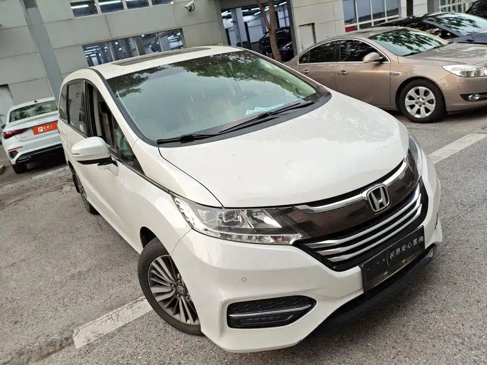 Honda Odyssey — миниатюра 4