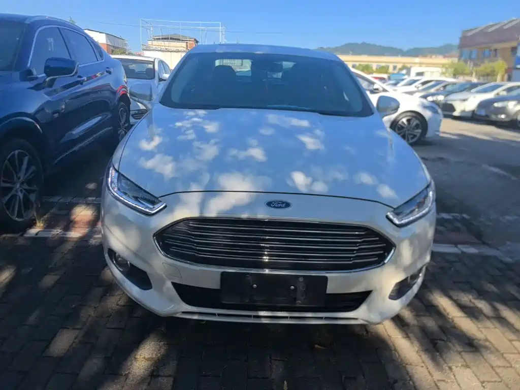 Ford Mondeo — миниатюра 3