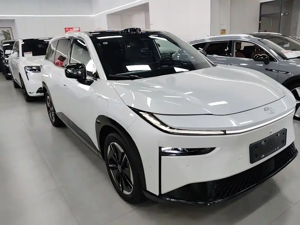 Toyota bZ3X — миниатюра 4