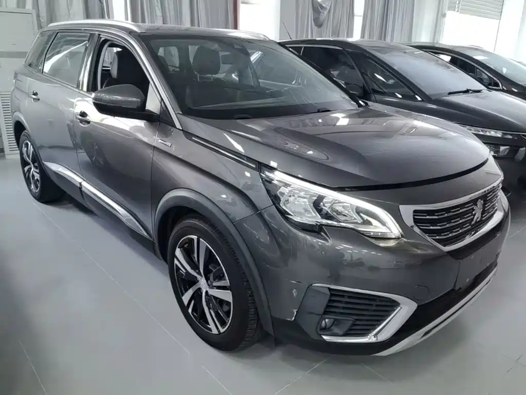 Peugeot 5008 — миниатюра 4