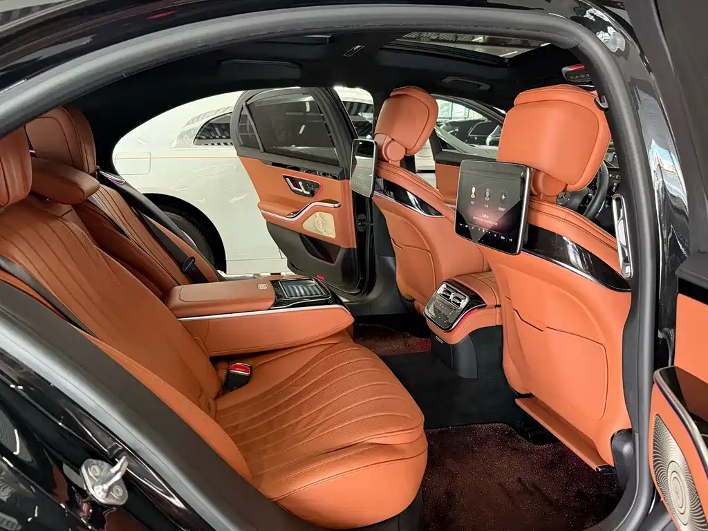 Mercedes-Benz S-Class — миниатюра 15