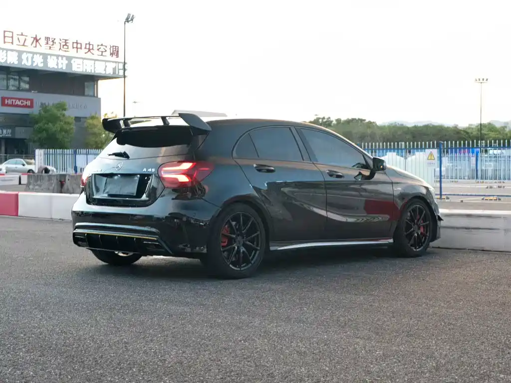 Mercedes-Benz A-Class AMG (Import) — миниатюра 3
