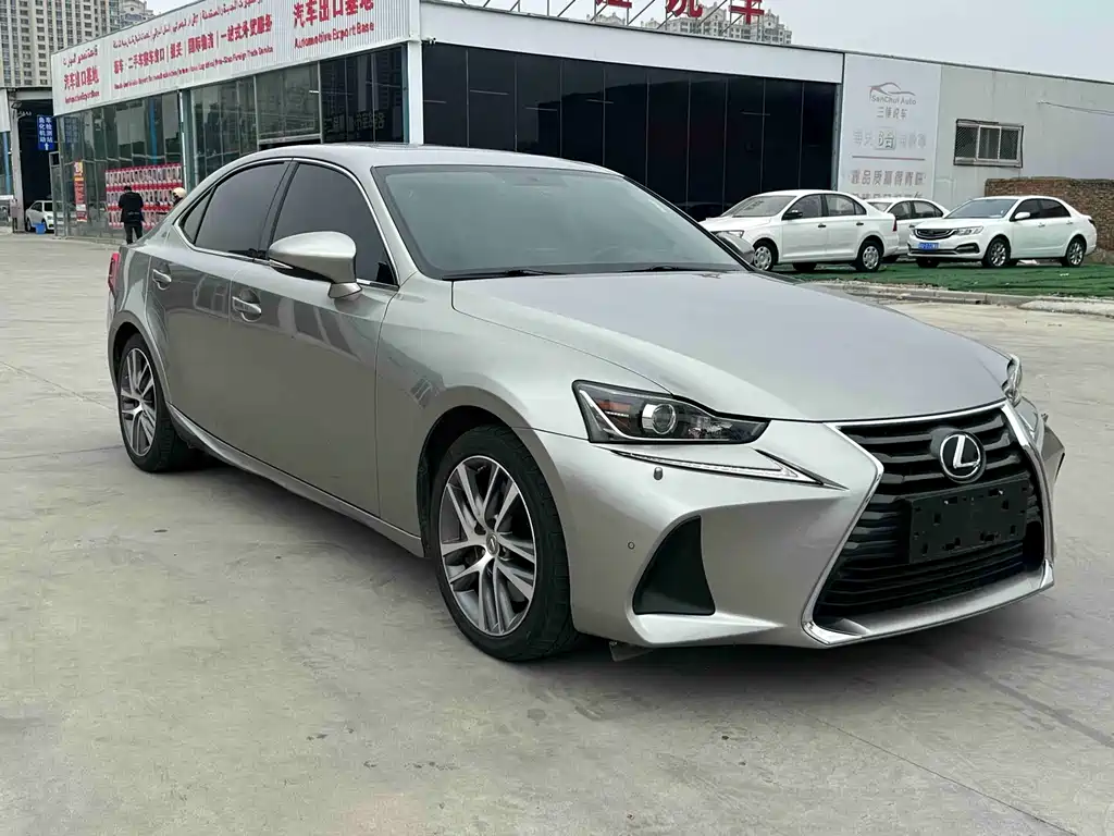 Lexus IS — миниатюра 3