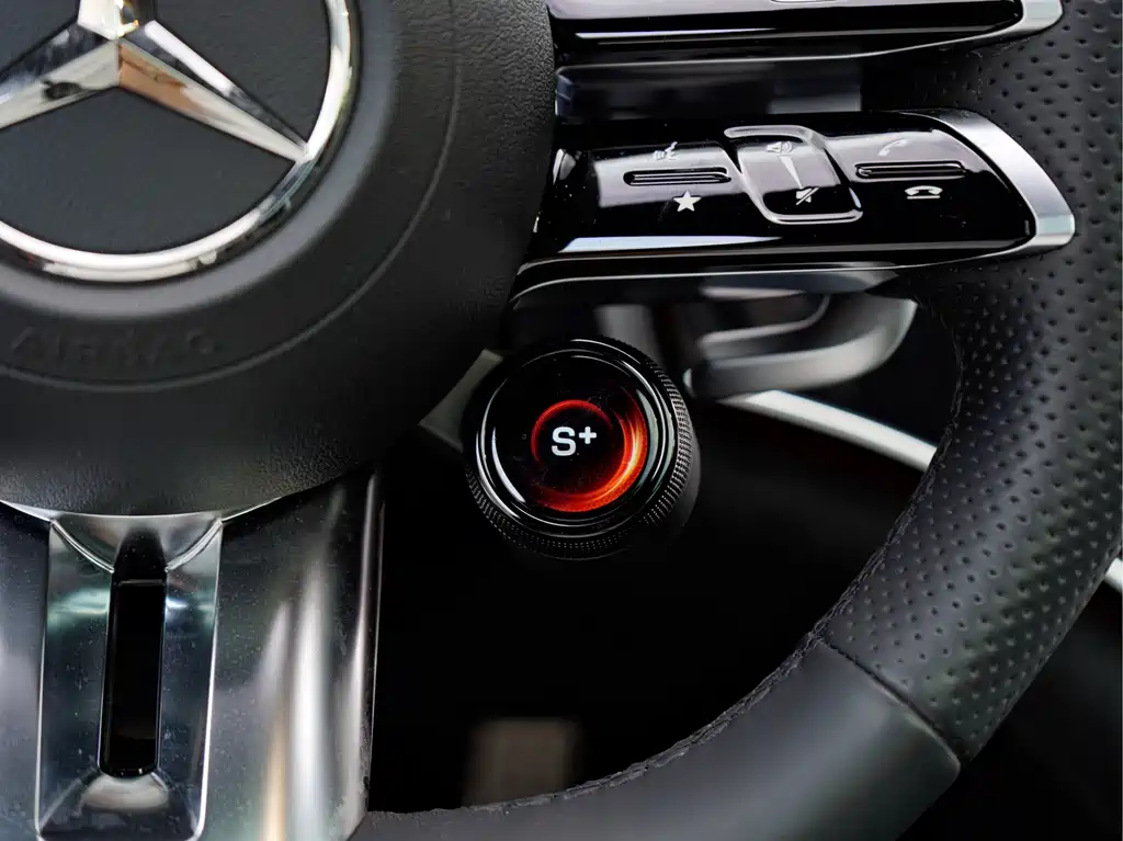 MERCEDES-BENZ EQE AMG