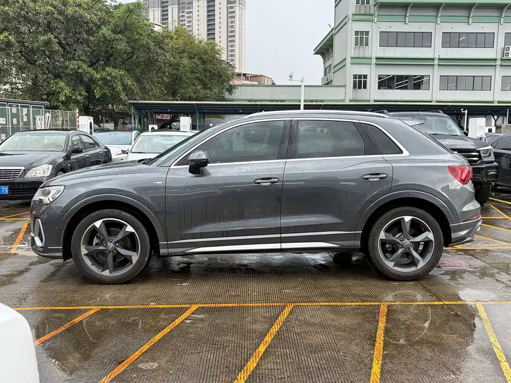 Audi Q3 — миниатюра 5