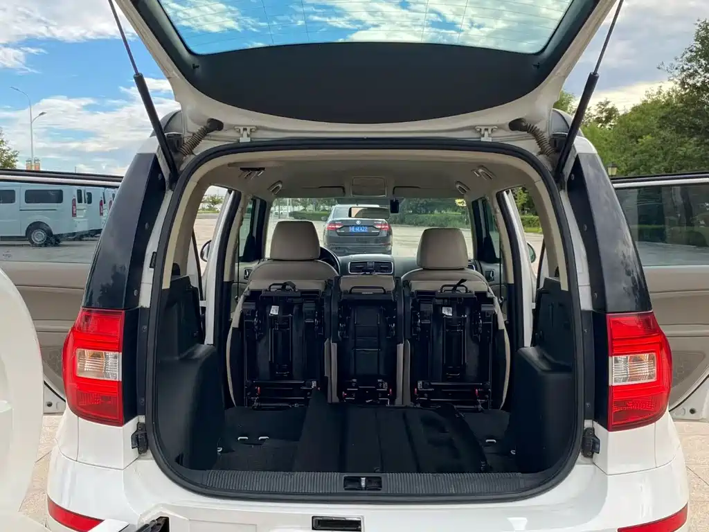 Skoda Yeti — миниатюра 8