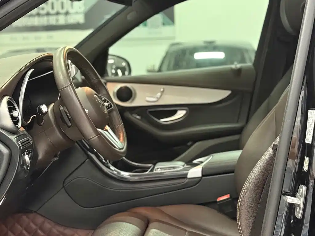 Mercedes-Benz GLC — миниатюра 8