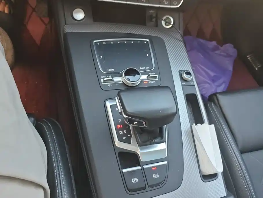 Audi Q5L — миниатюра 16