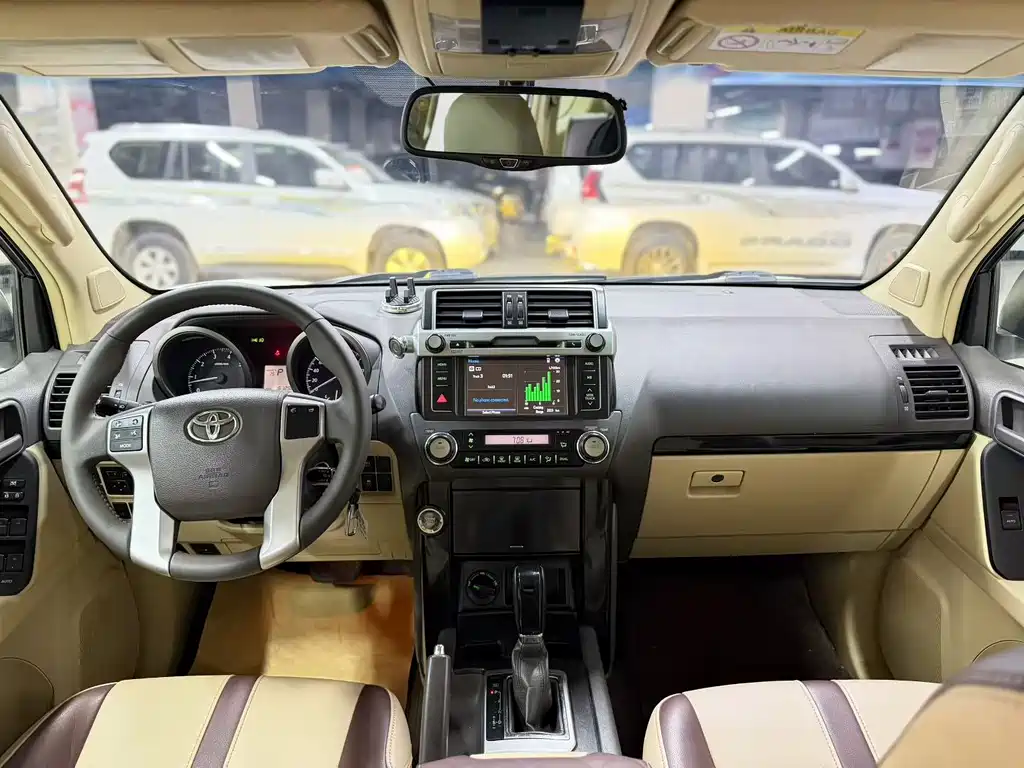 Toyota Prado (Import) — миниатюра 9