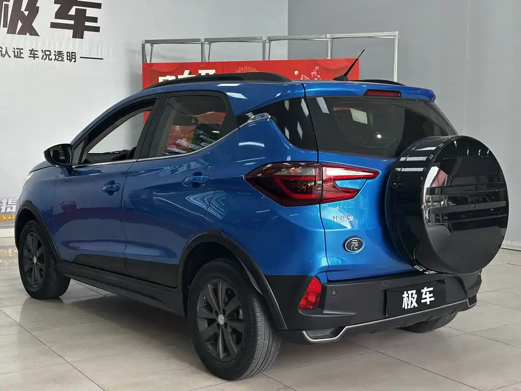 BYD Yuan EV — миниатюра 5