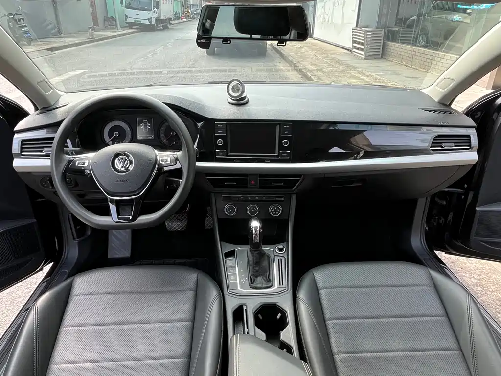 Volkswagen Lavida — миниатюра 12