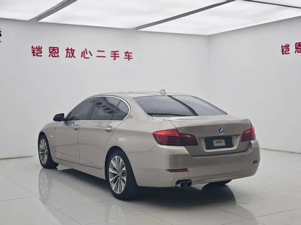 BMW 5 Series — миниатюра 16