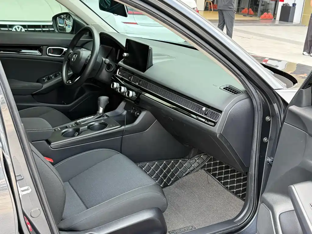 Honda Civic — миниатюра 9