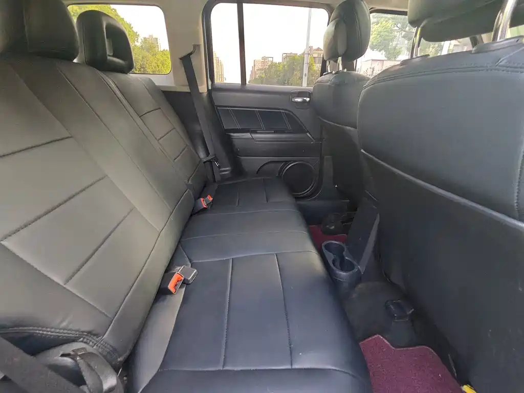 Jeep Patriot — миниатюра 12