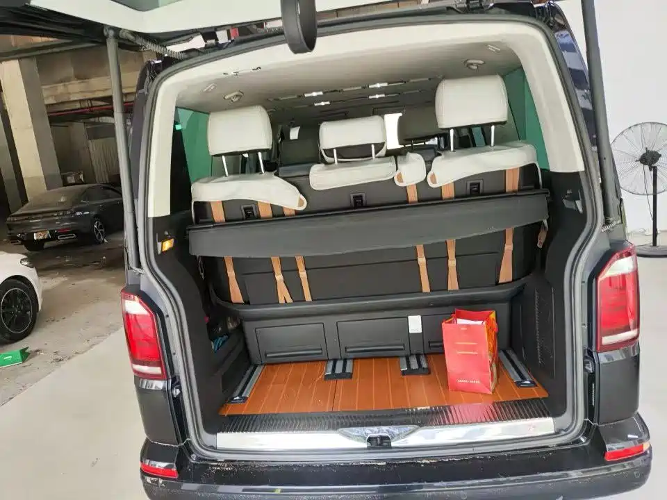 Volkswagen Multivan — миниатюра 4