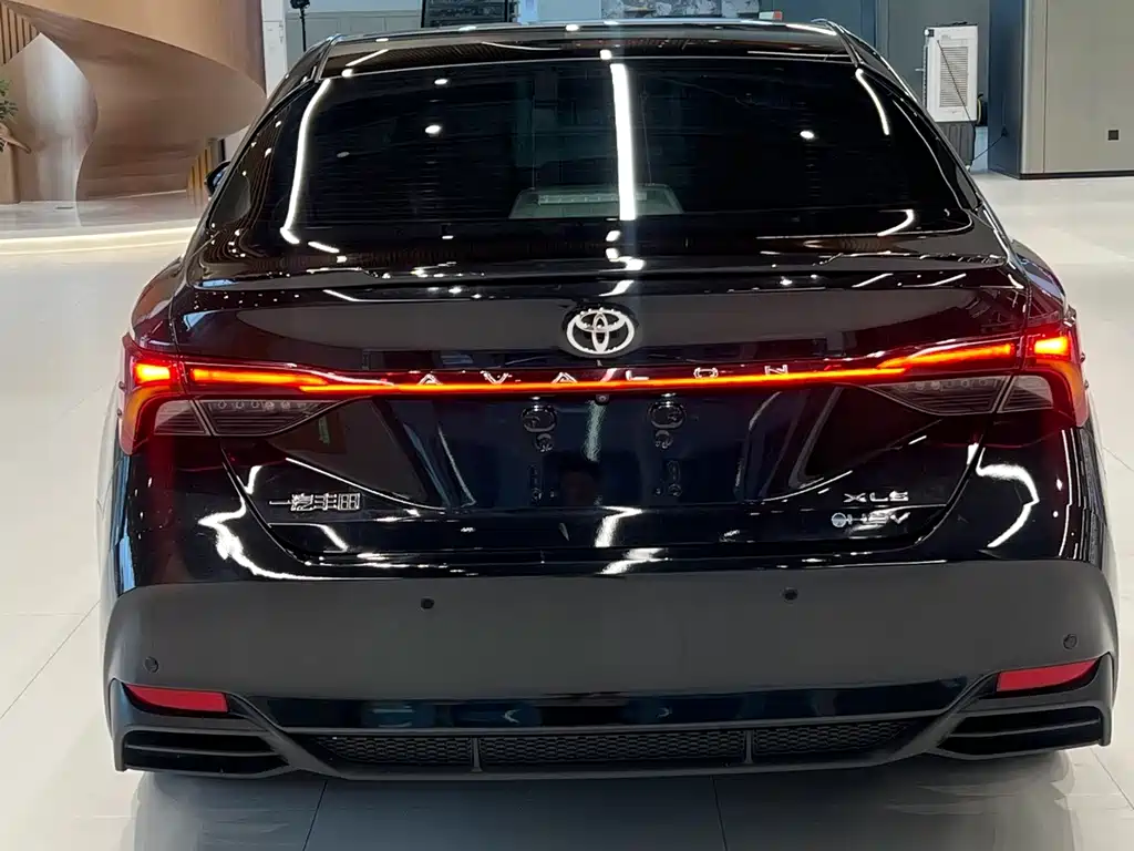Toyota Avalon — миниатюра 4