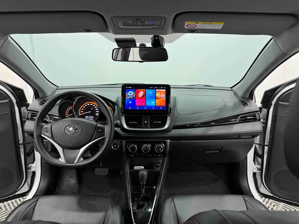 TOYOTA YARIS L ZHIXUAN