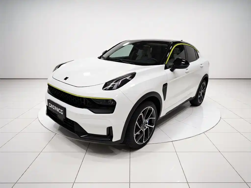 Lynk & Co 05