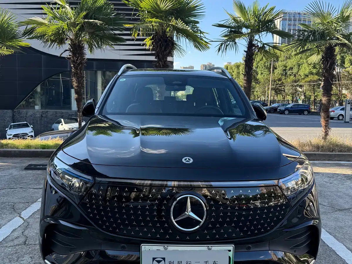 Mercedes-Benz EQB
