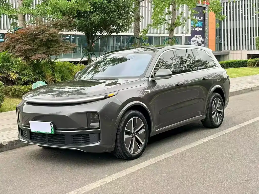 Li Auto Li L8 2024