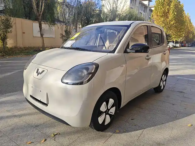 WULING AUTOMOBILE HONGGUANG MINIEV 2025