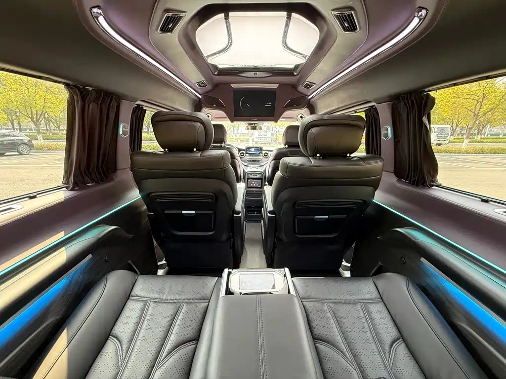 MERCEDES-BENZ V CLASS