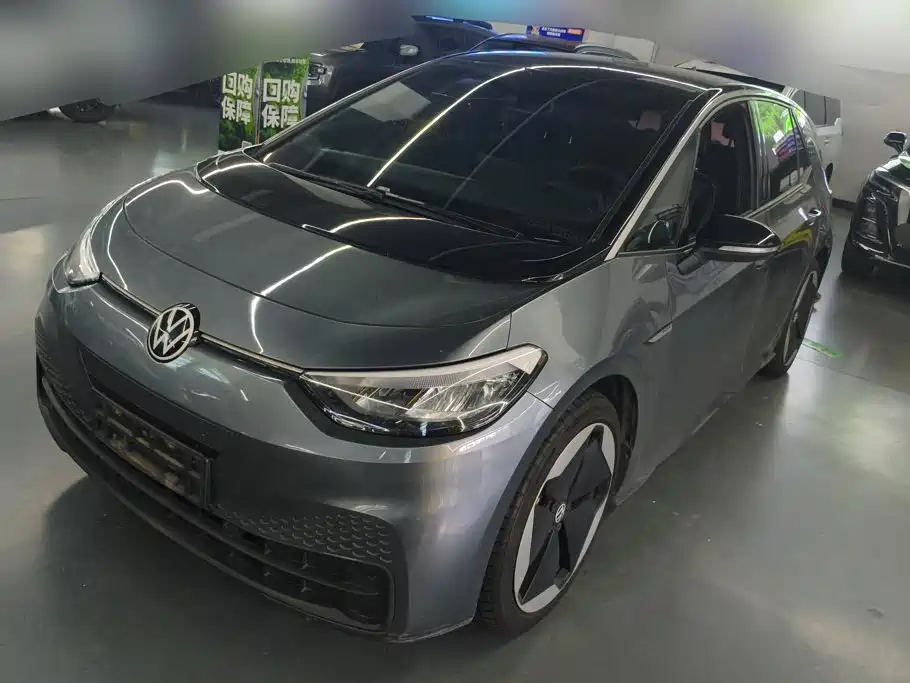 2023 Volkswagen ID.3 - zdjęcie 1 z 16