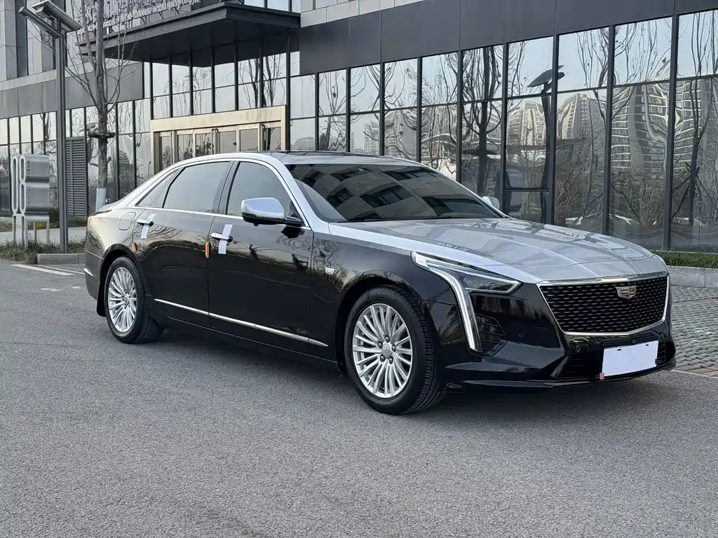 CADILLAC CT6