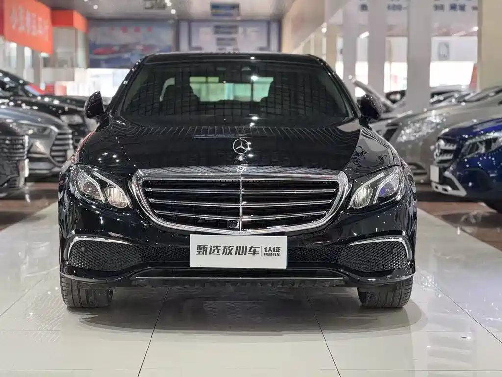 MERCEDES-BENZ E CLASS