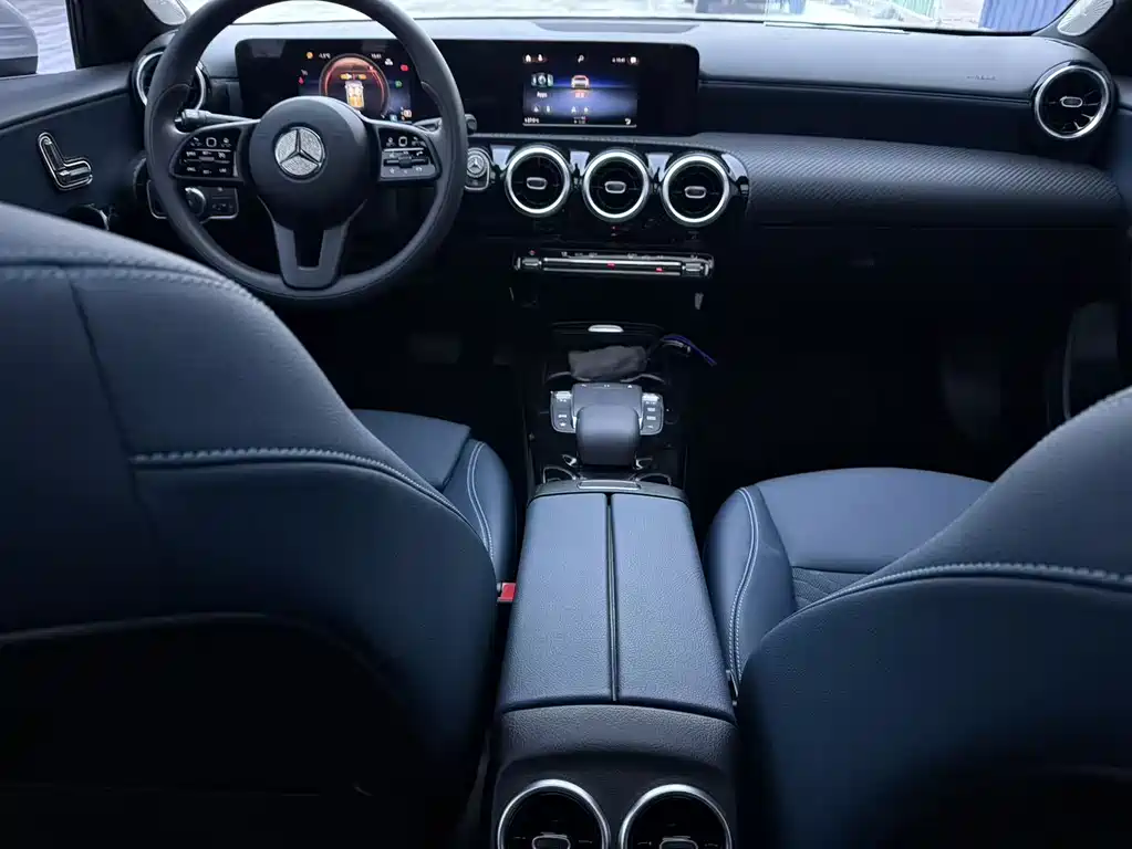 MERCEDES-BENZ A CLASS