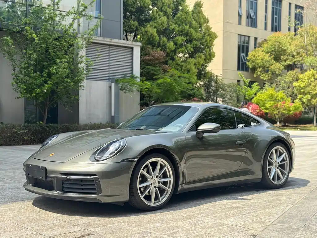 Porsche 911 2023