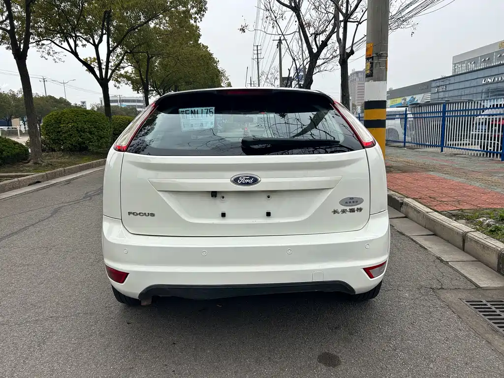 Ford Focus — миниатюра 8