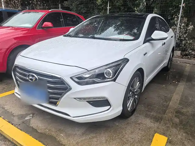 MODERN NAME PICTURE 2019