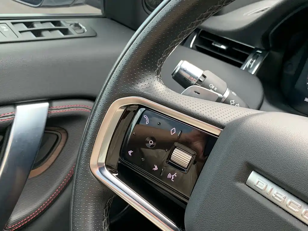 Land Rover Discovery Sport — миниатюра 24