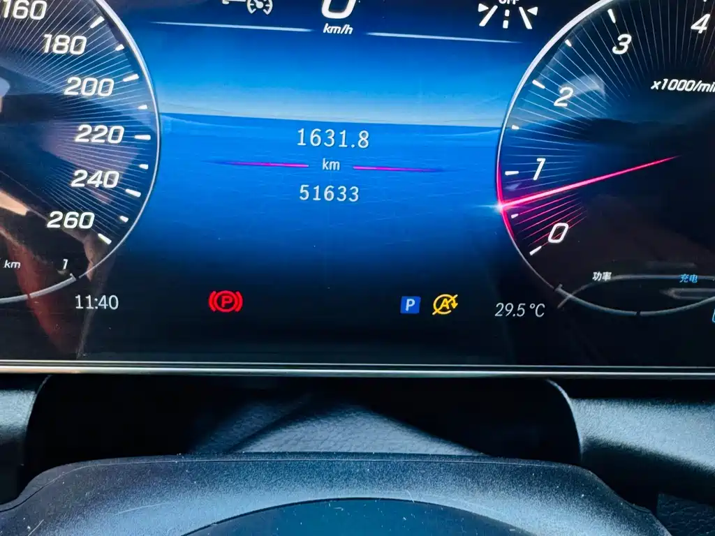 Mercedes-Benz GLC — миниатюра 10