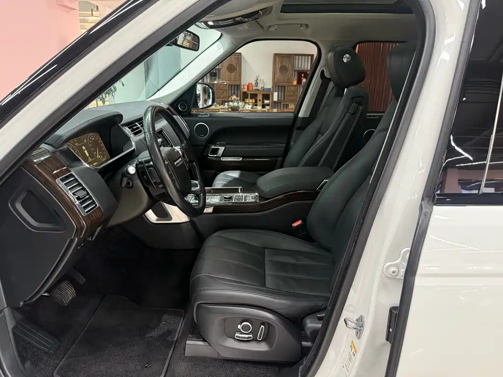 Land Rover Range Rover 2016 3.0 SC V6 Vogue SE Long Wheelbase