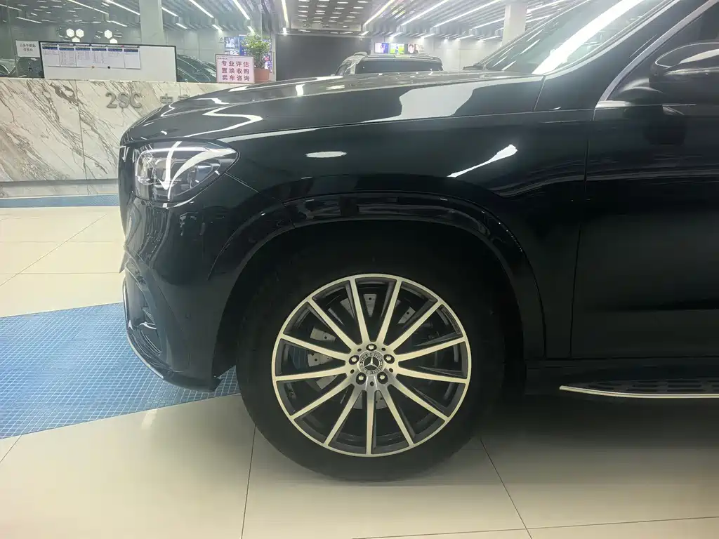 Mercedes-Benz GLS — миниатюра 2