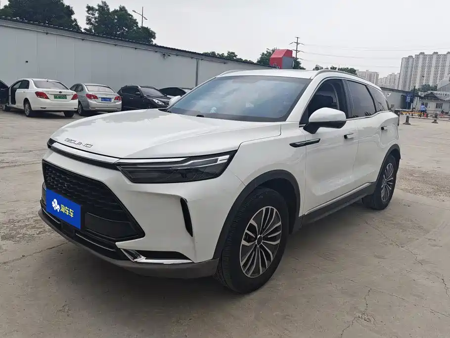BAIC X7