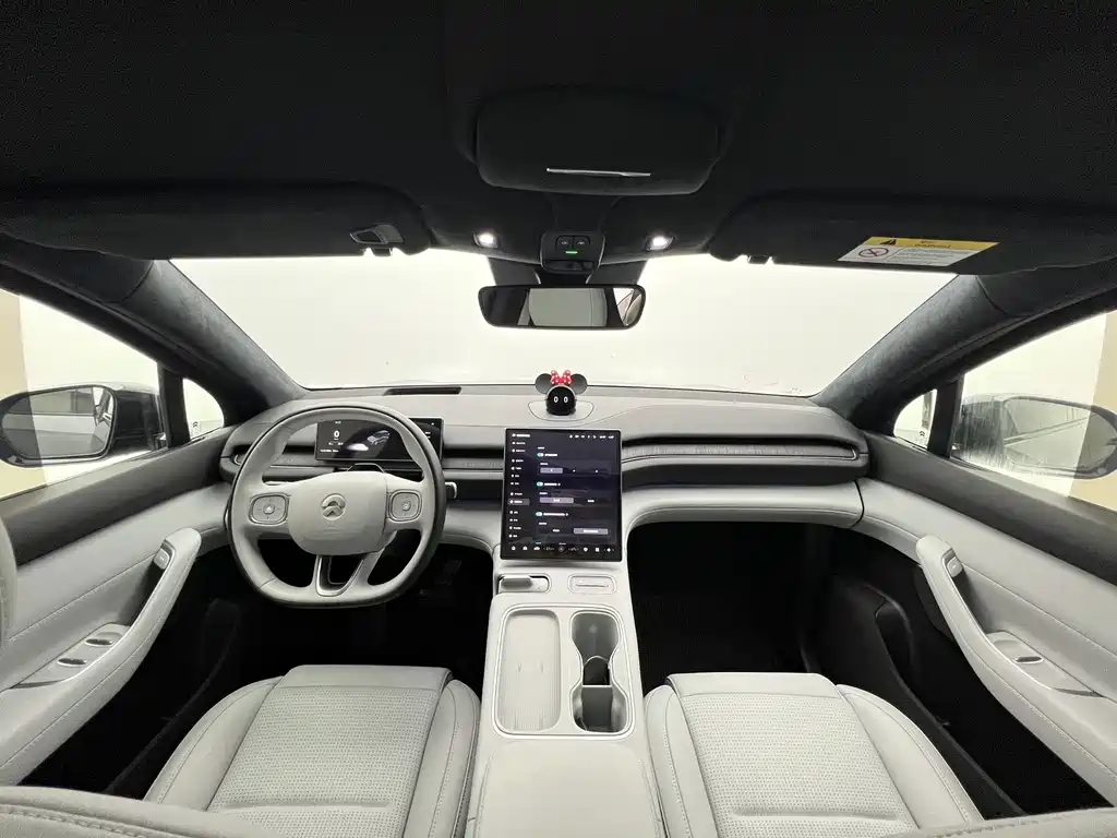 NIO ES6 — миниатюра 11