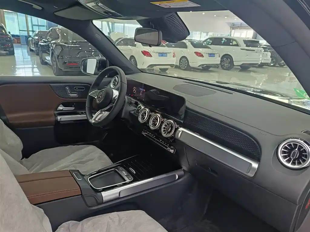 Mercedes-Benz EQB 2025 EQB 260