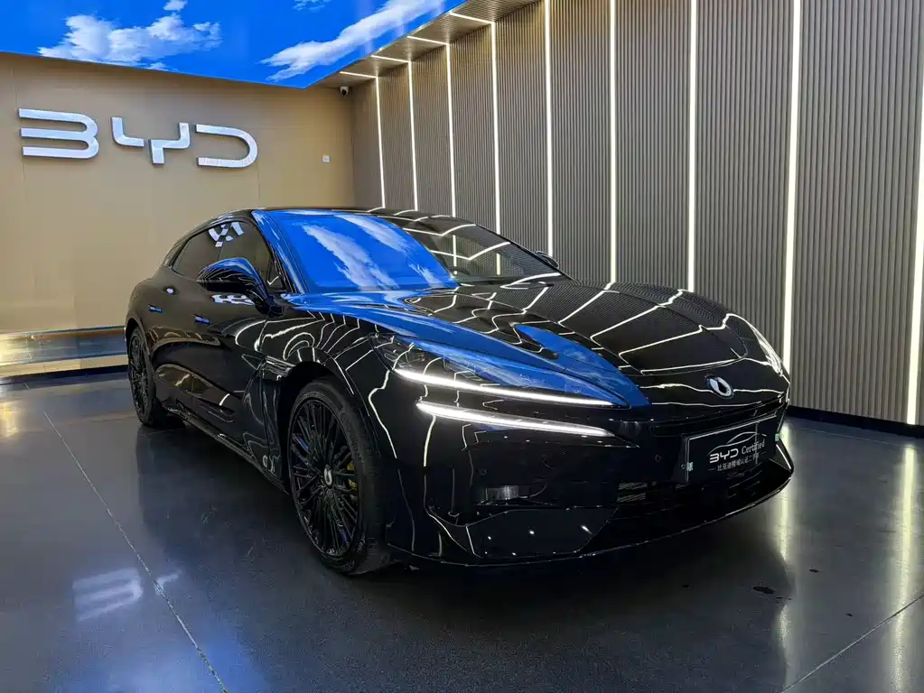 Denza Z9GT 2024 1100 Ultra