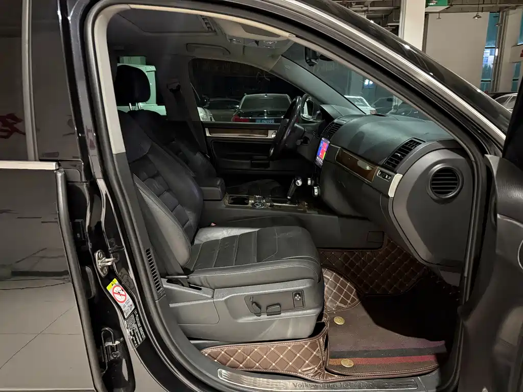 Volkswagen Touareg — миниатюра 6