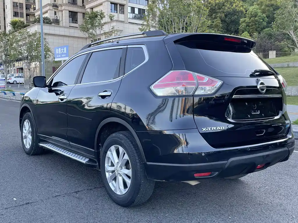 Nissan X-Trail — миниатюра 6
