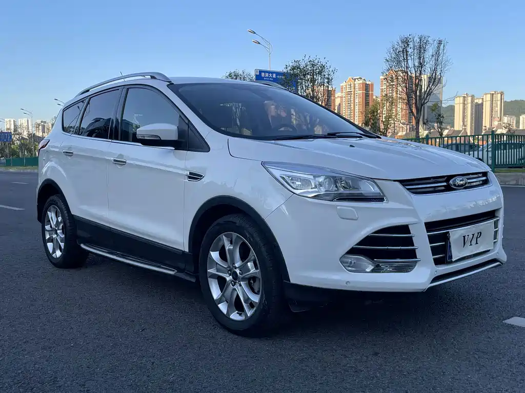 Ford Kuga — миниатюра 4