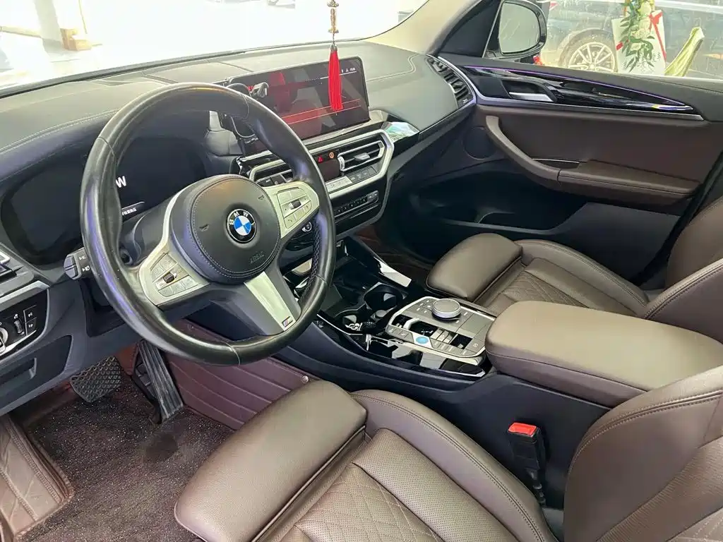 BMW iX3 — миниатюра 5