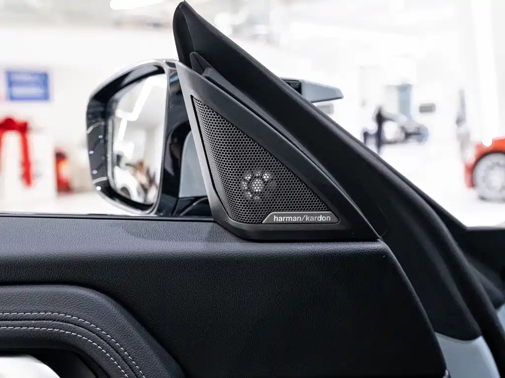 BMW M2 — миниатюра 10