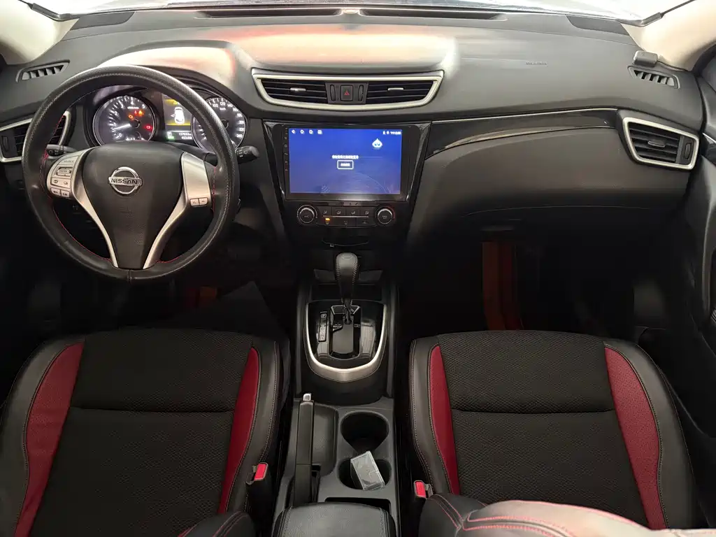 Nissan Qashqai 2017 2.0L CVT Smart V