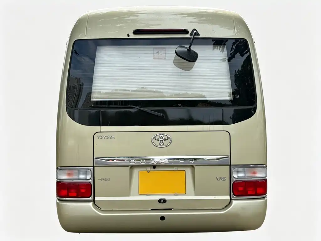 Toyota Coaster — миниатюра 5